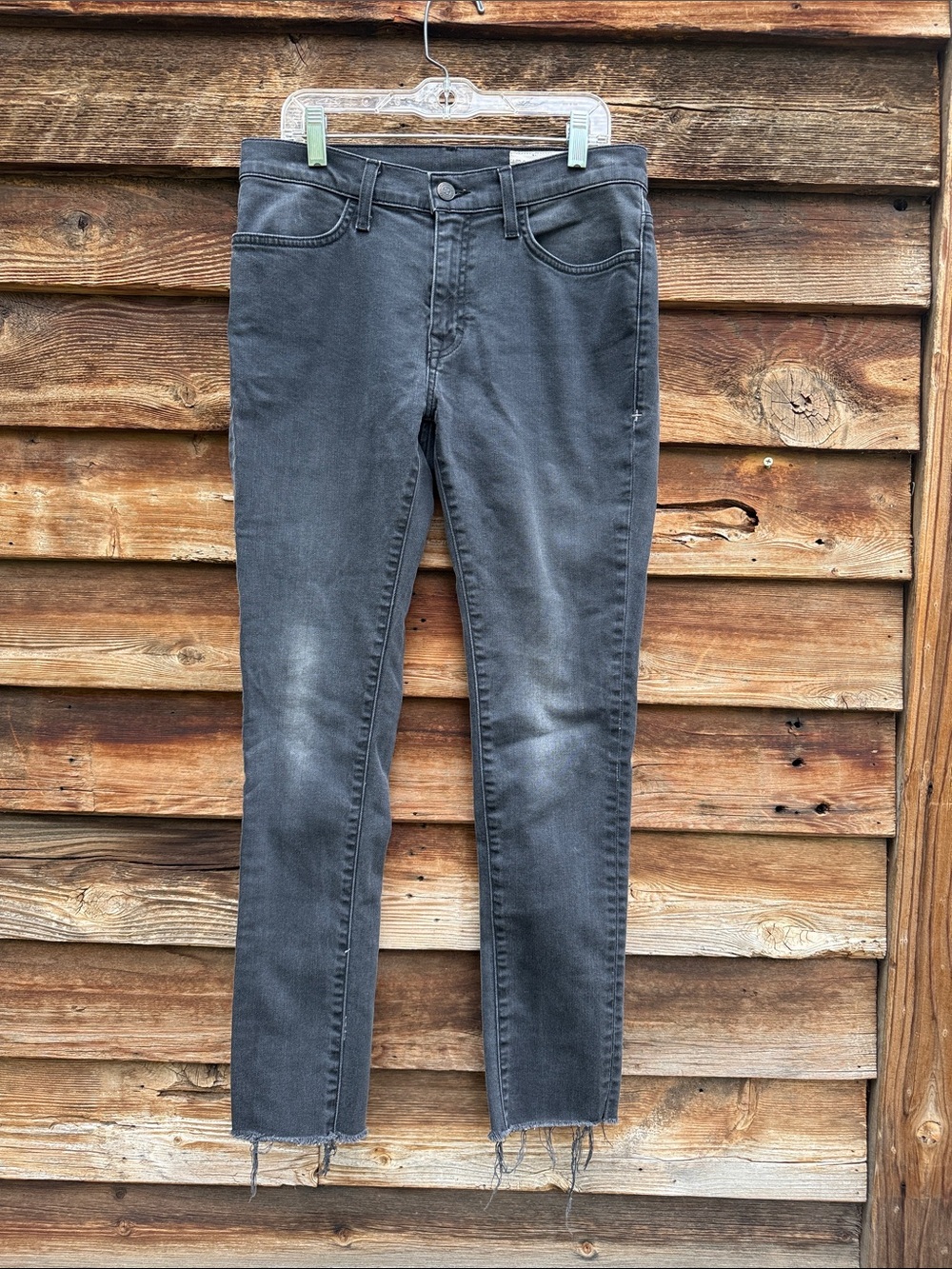 Imogene + Willie skinny black denim jeans raw hem